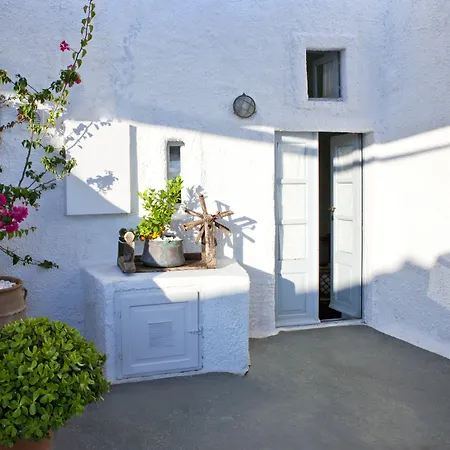 Alexander's Апарт-отель