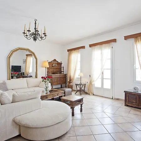 شقة فندقية Alexander's 4*