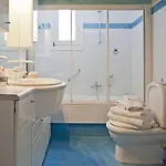 Apartmanhotel Alexander's Ía