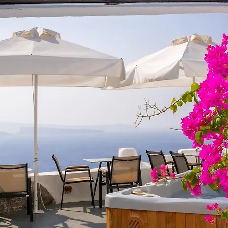 Alexander's Aparthotel 4*