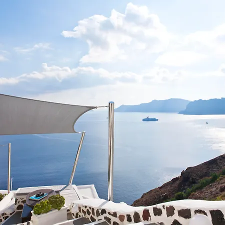 Alexander's Oia (Santorini)