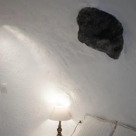 Alexander's Aparthotel Oia (Santorini)