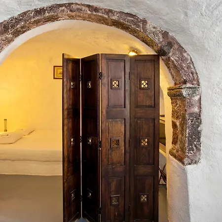 Alexander's 4* Oia (Santorini)