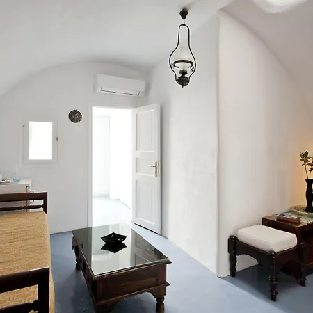 Alexander's Aparthotel Oia (Santorini)