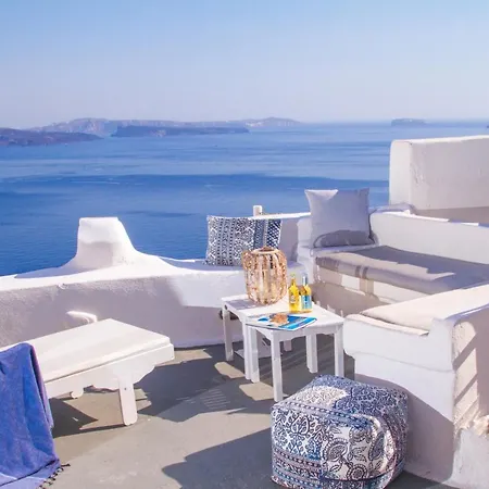 Alexander's Aparthotel 4*