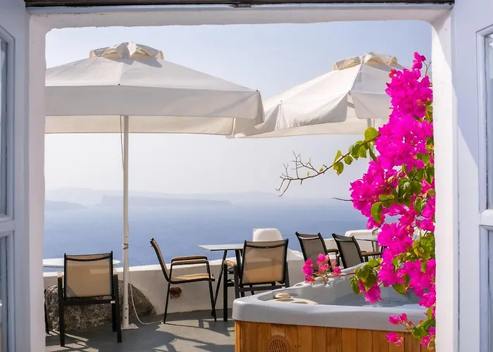 Alexander's Aparthotel 4*