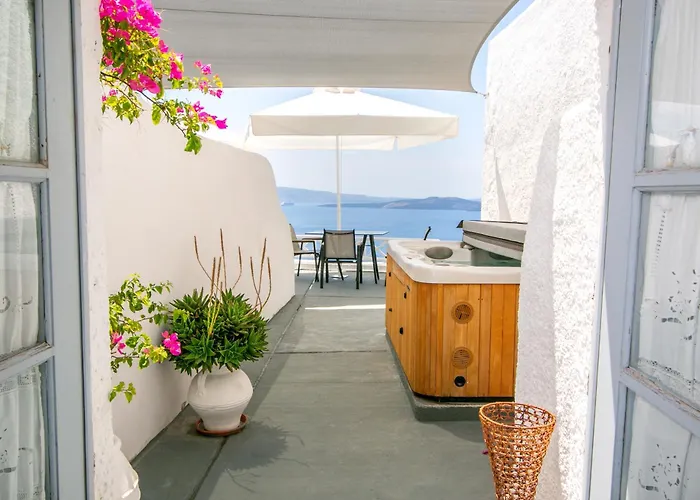 Alexander's 4* Oia
