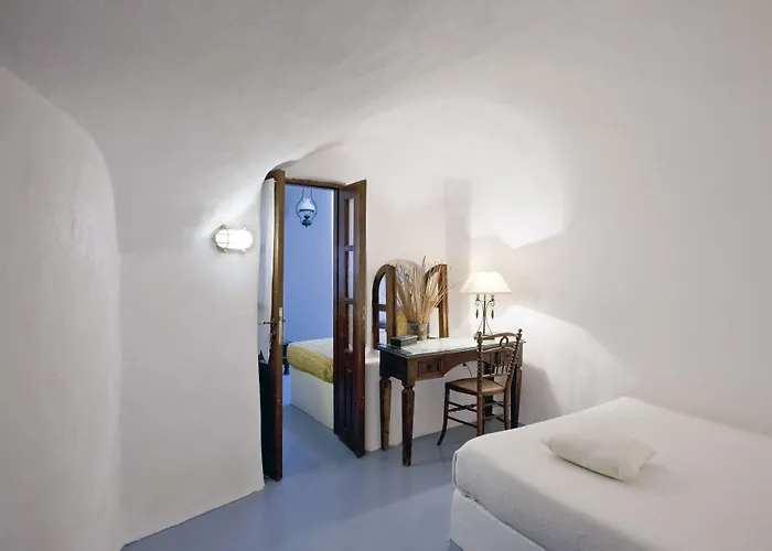 Alexander's Oia (Santorini)