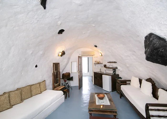 Aparthotel Alexander's 4*