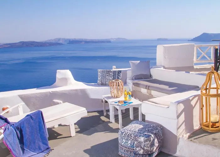 Alexander's Aparthotel 4*