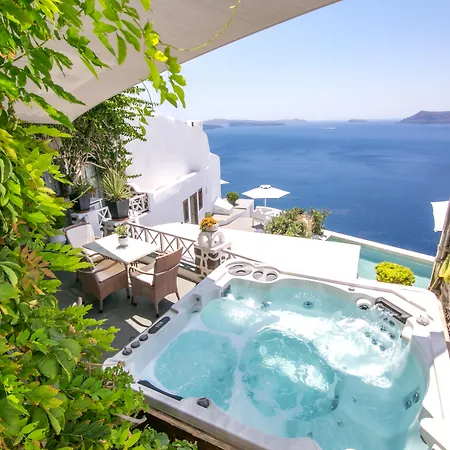 Alexander's 4* Oia (Santorini)