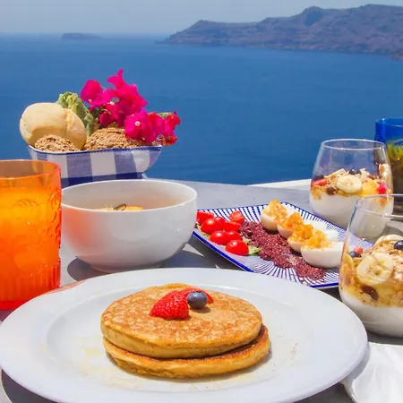Alexander's Aparthotel Oia (Santorini)