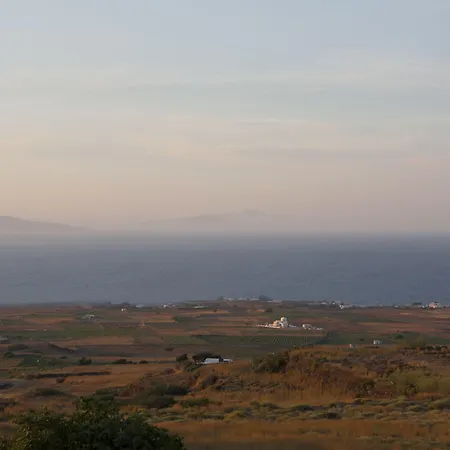 Alexander's מלון דירות 4*