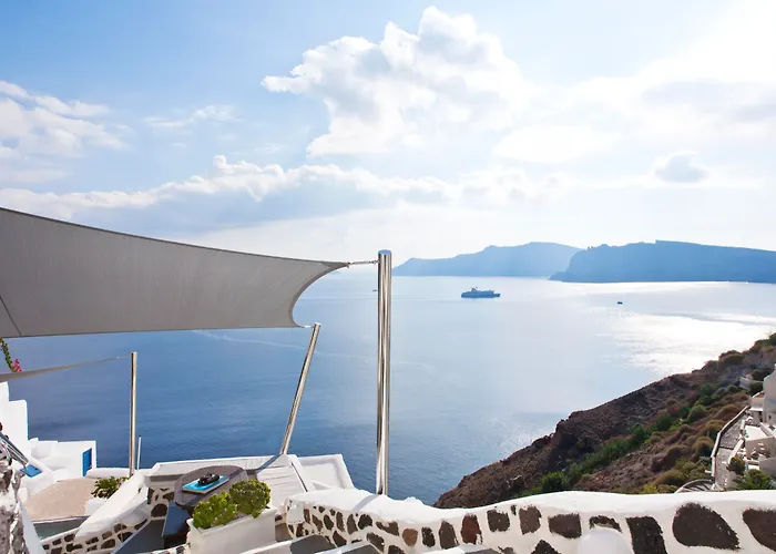 Alexander's Oia (Santorini)