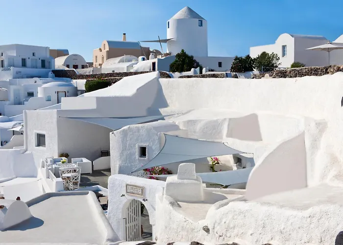 Alexander's Oia (Santorini)
